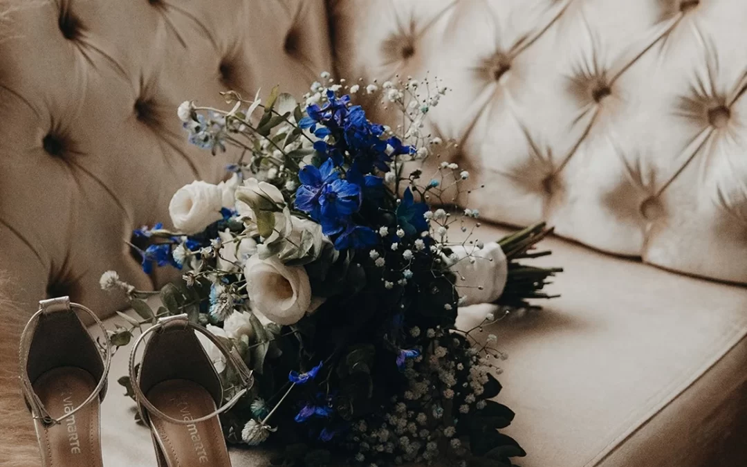 The “It Girl” Wedding – Let’s talk about luxury designer furniture